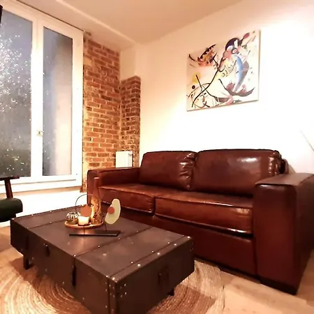 Midnight In Montmartre Apartment